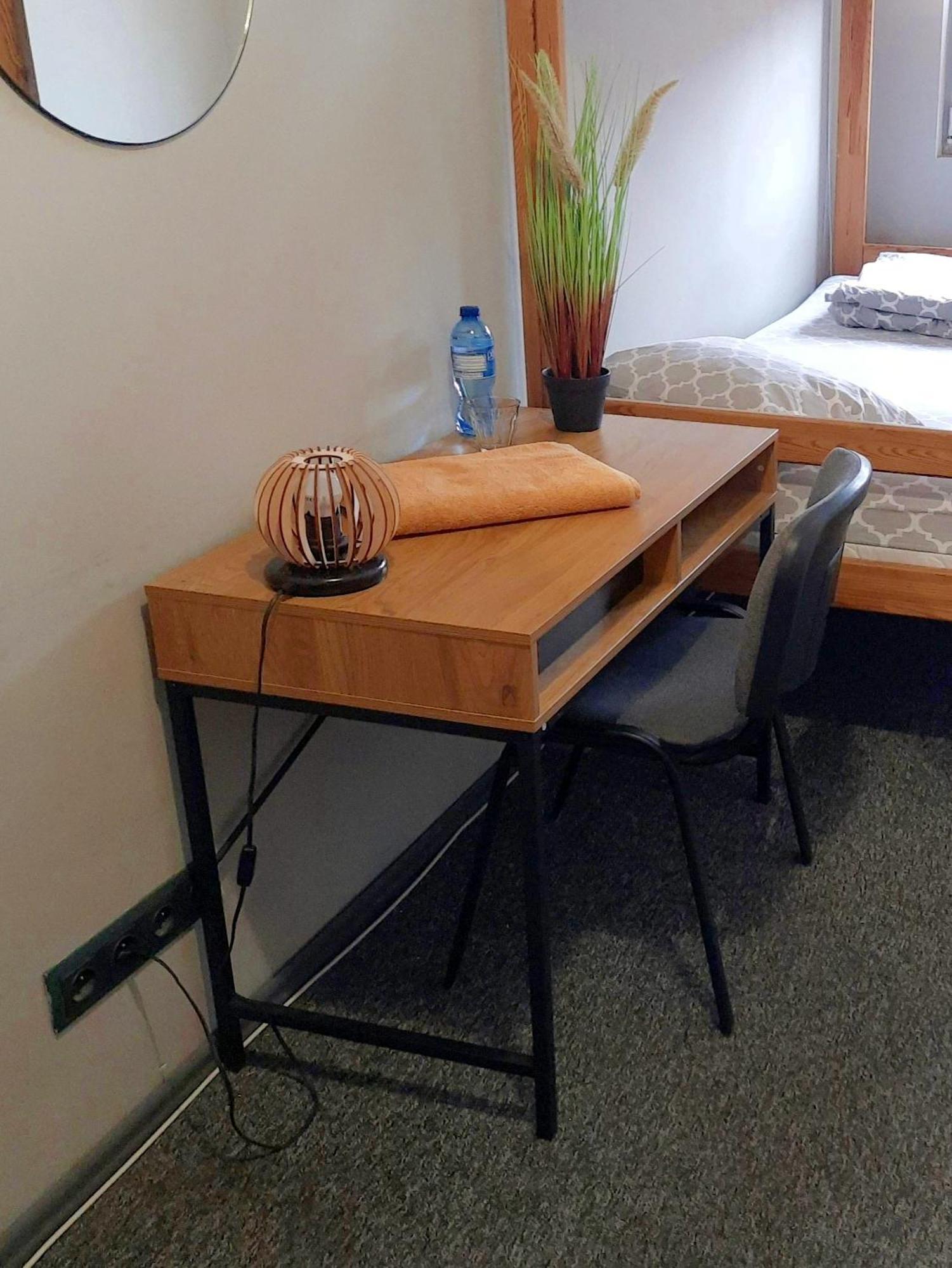 Go Hostel Rewolucji Lodz  Luaran gambar